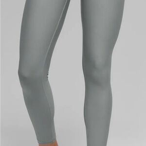 ALO 7/8 NWT High Waist Airlift Leggings Lunar Grey Women's Medium Leggings